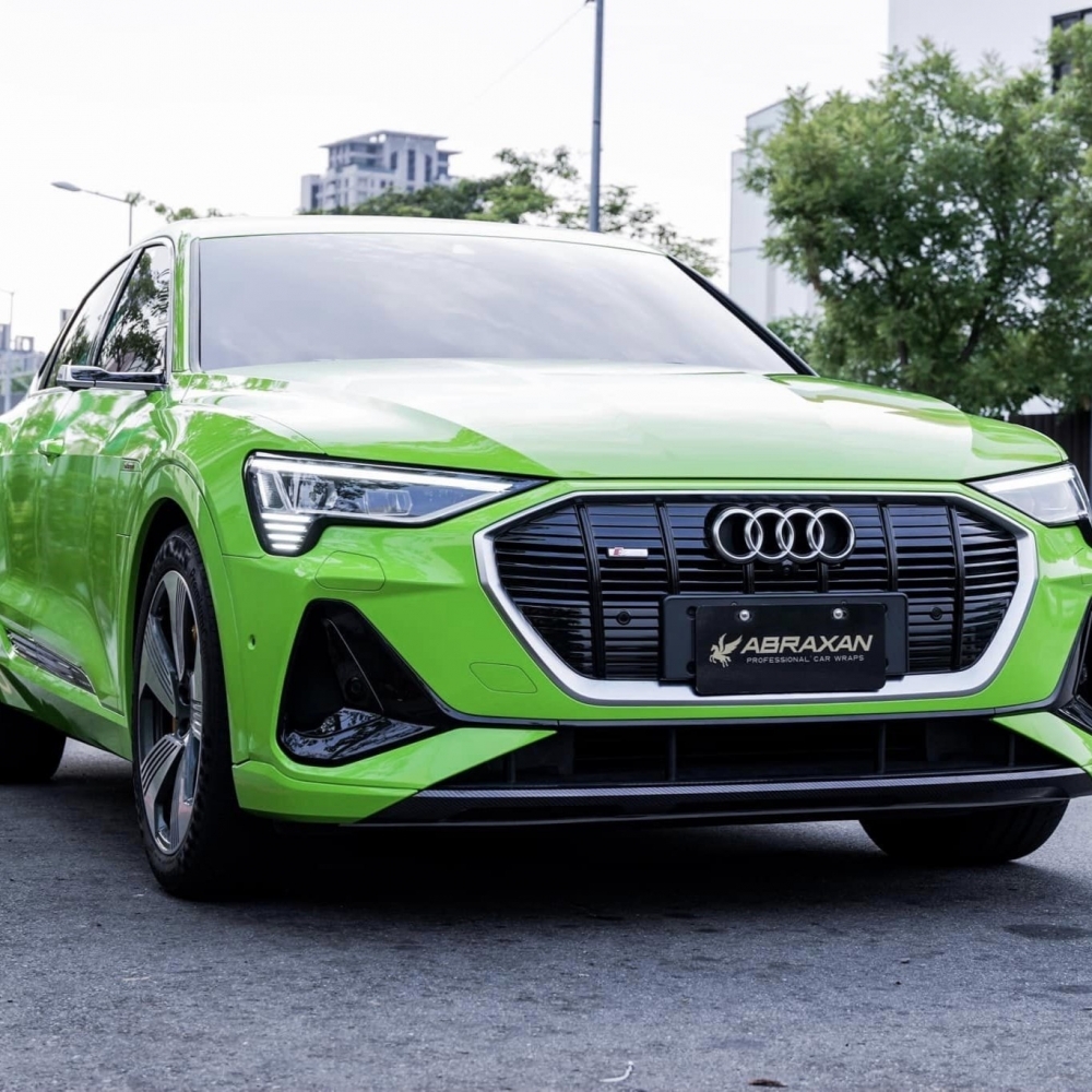 Audi e-tron 車體改色 3M G16 Gloss Light Green