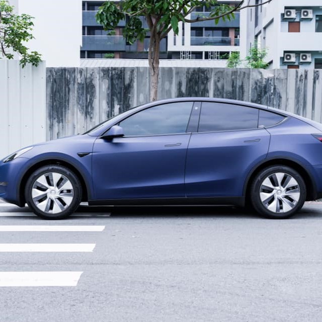 Tesla Model Y 車體改色 3M M27 Matte Indigo