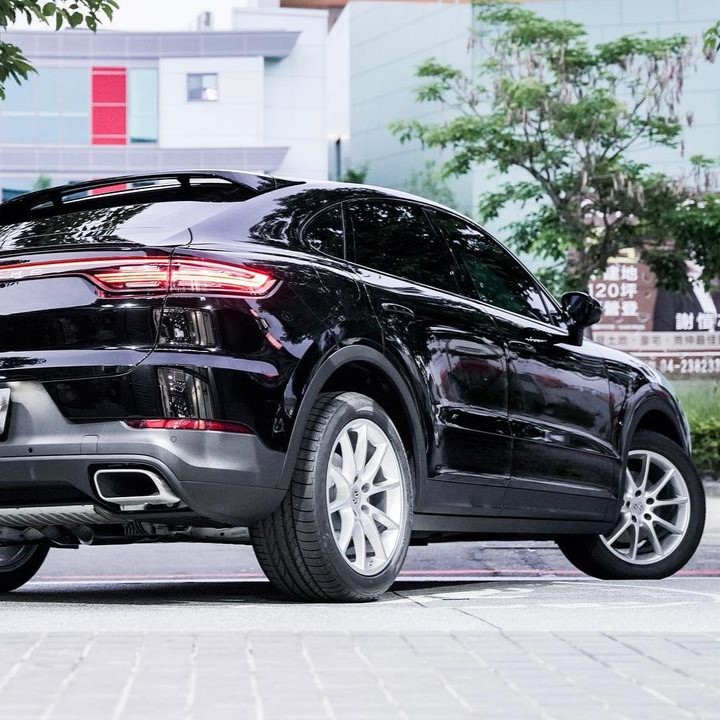 Porsche Cayenne 烤漆保護膜 3M 200G