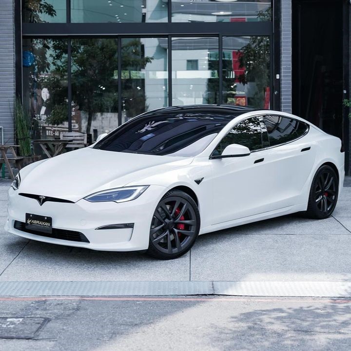 Tesla Model S Plaid 烤漆保護膜 3M 200G