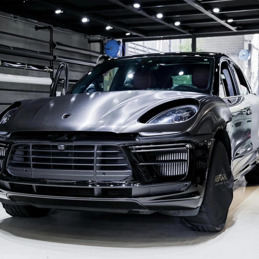 Porsche Macan Turbo 車體改色 3M BR212 髮絲黑