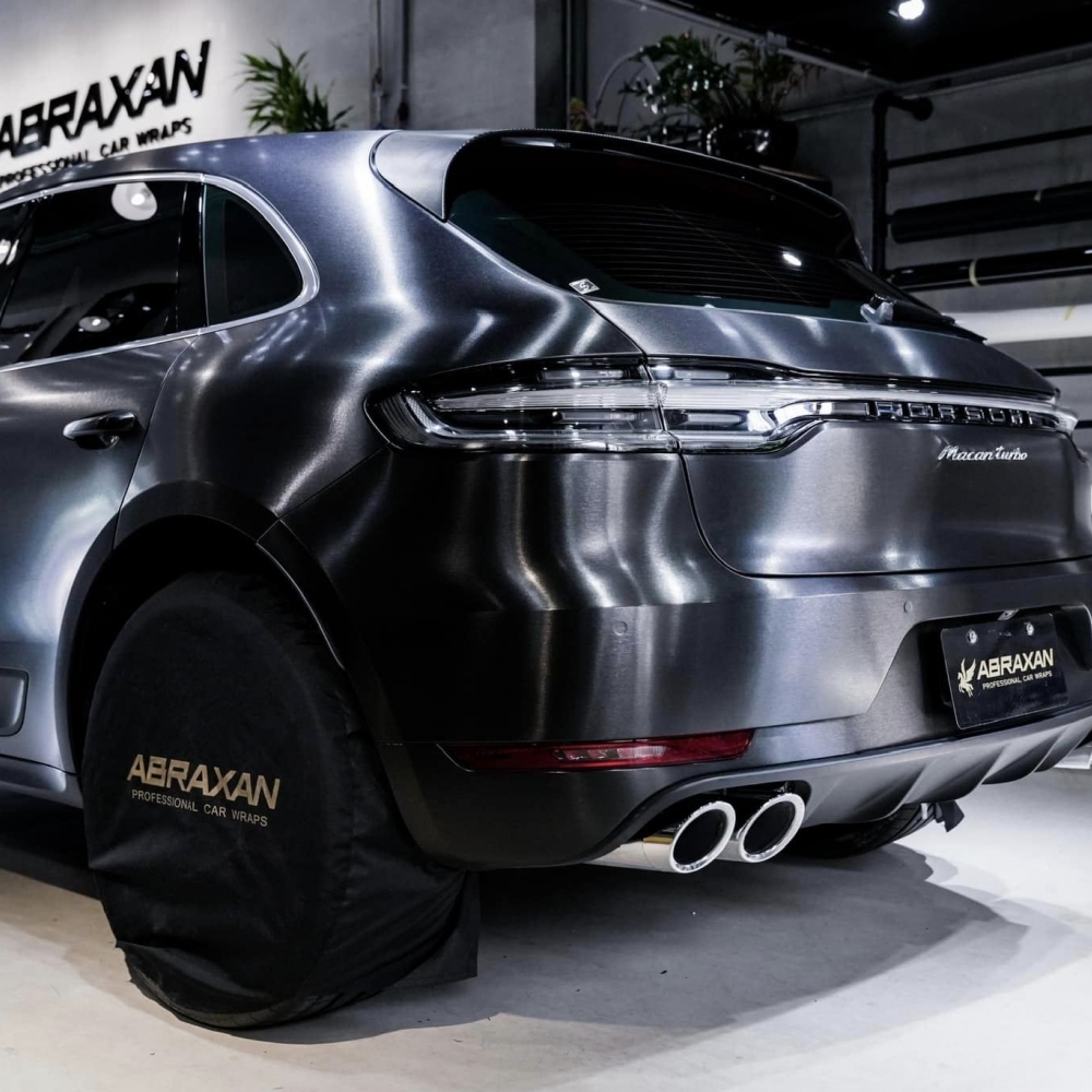 Porsche Macan Turbo 車體改色 3M BR212 髮絲黑