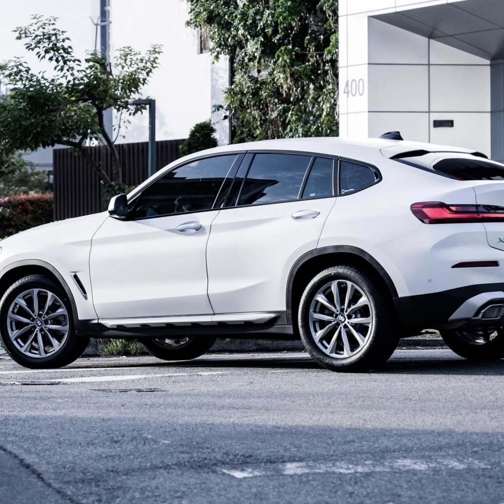 BMW X4 消光烤漆保護膜 3M 200M