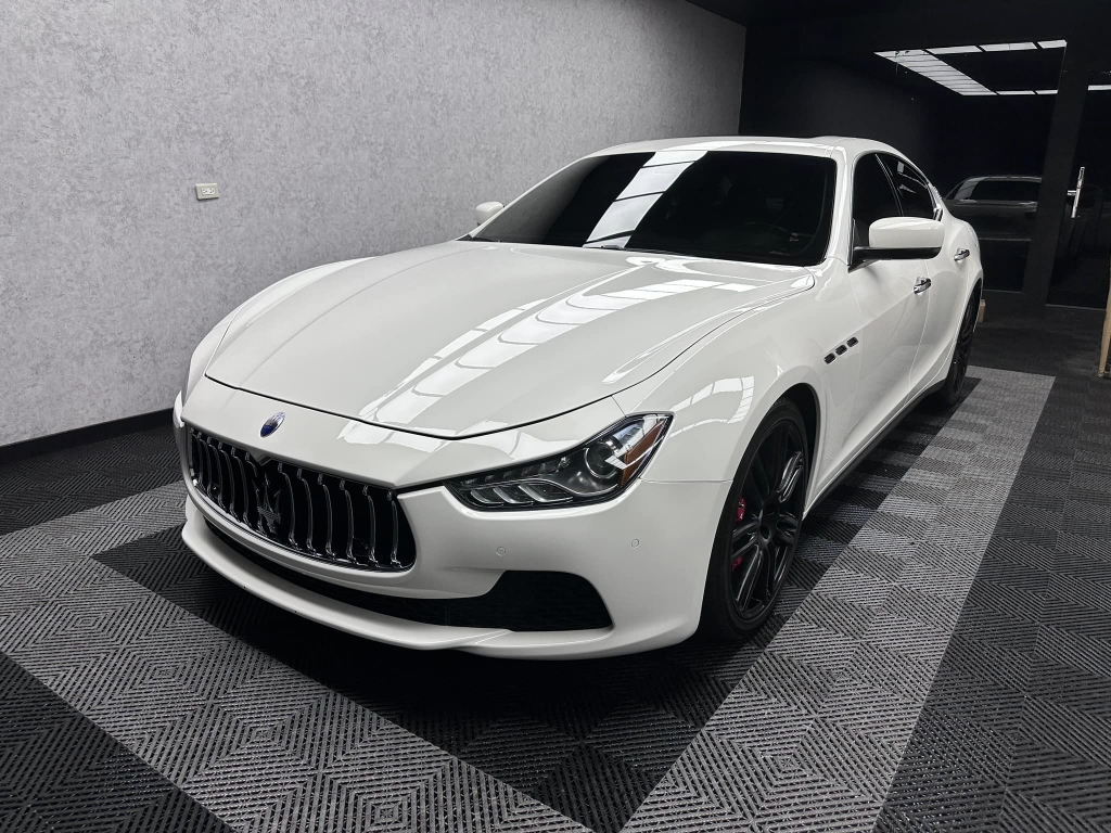 Maserati Ghibli｜鍍膜拋光施工