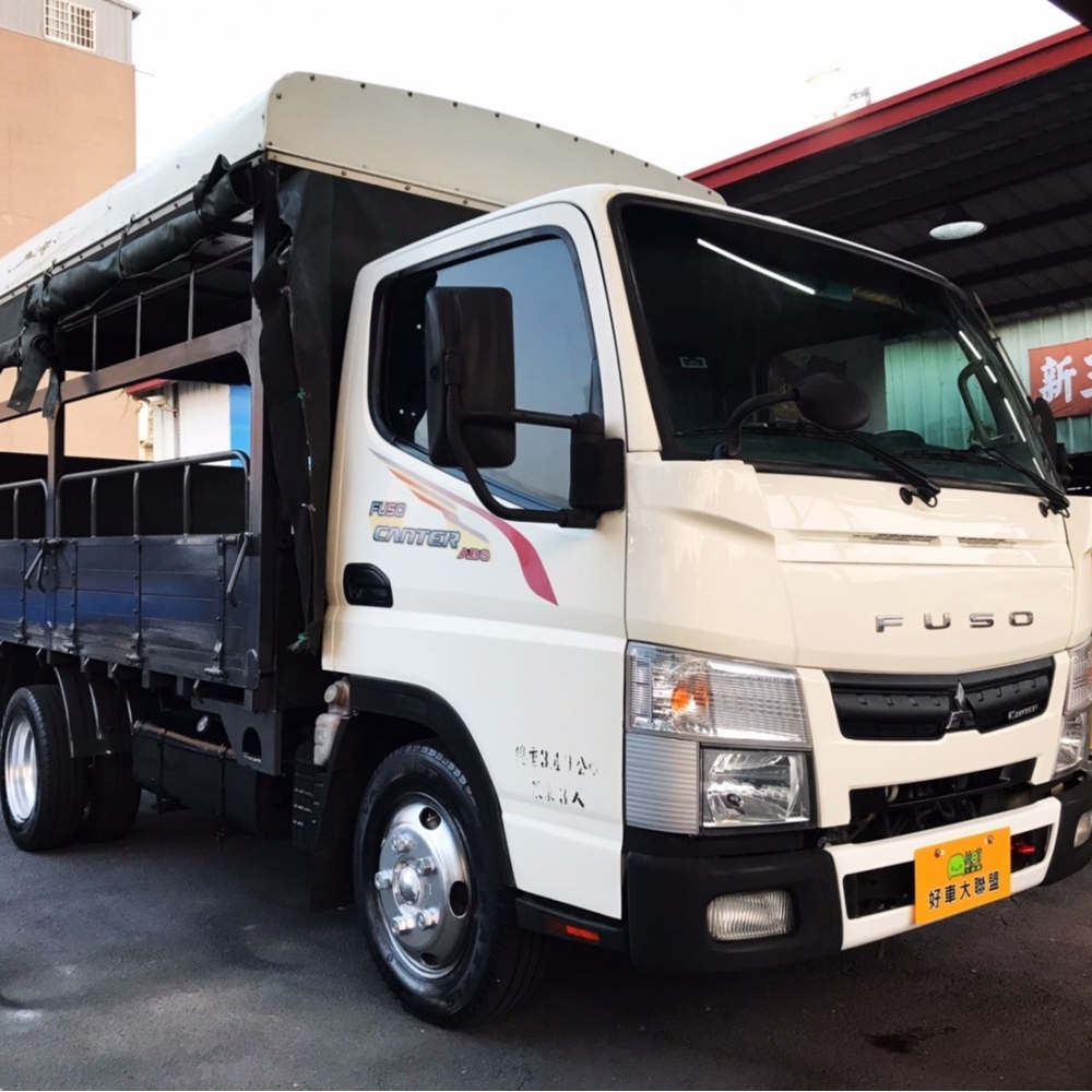 2015年 FUSO 5期 canter 堅達 11呎半 硬頂蓬式 花板 中柱4開 3呎尾門 菜車規格 以升五噸