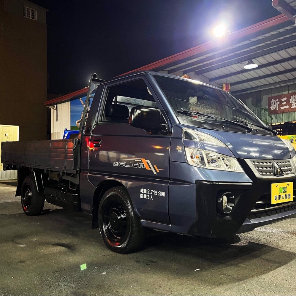  2020年  DELICA 得利卡 三菱 中華 9呎半 鐵灰配色 框式 自排車