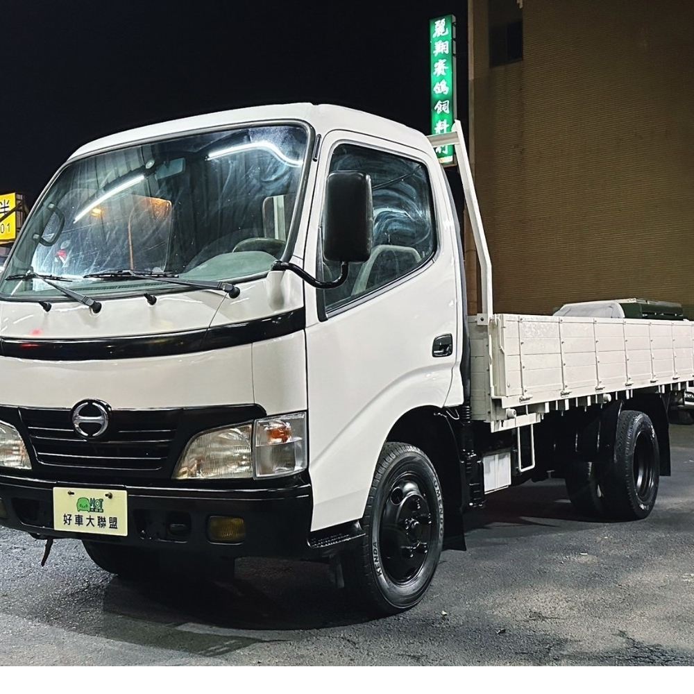 2011年 HINO 300 11尺半 已提升載重5噸