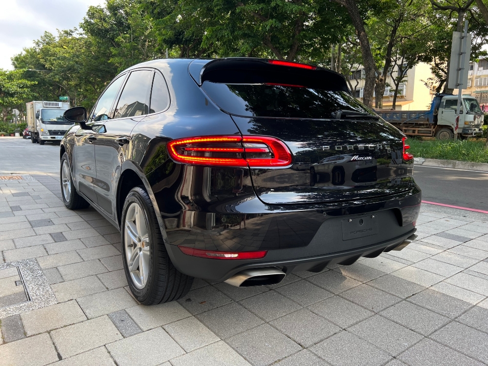 MACAN 正2018年 PORSCHE 加規 保時捷外匯車