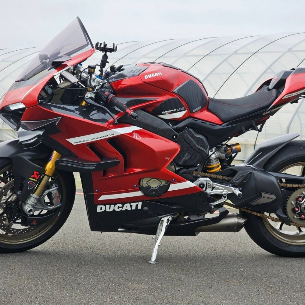 DUCATI PANIGALE V4S  superleggera 樣式