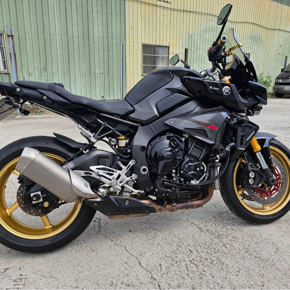 YAMAHA MT10  ABS