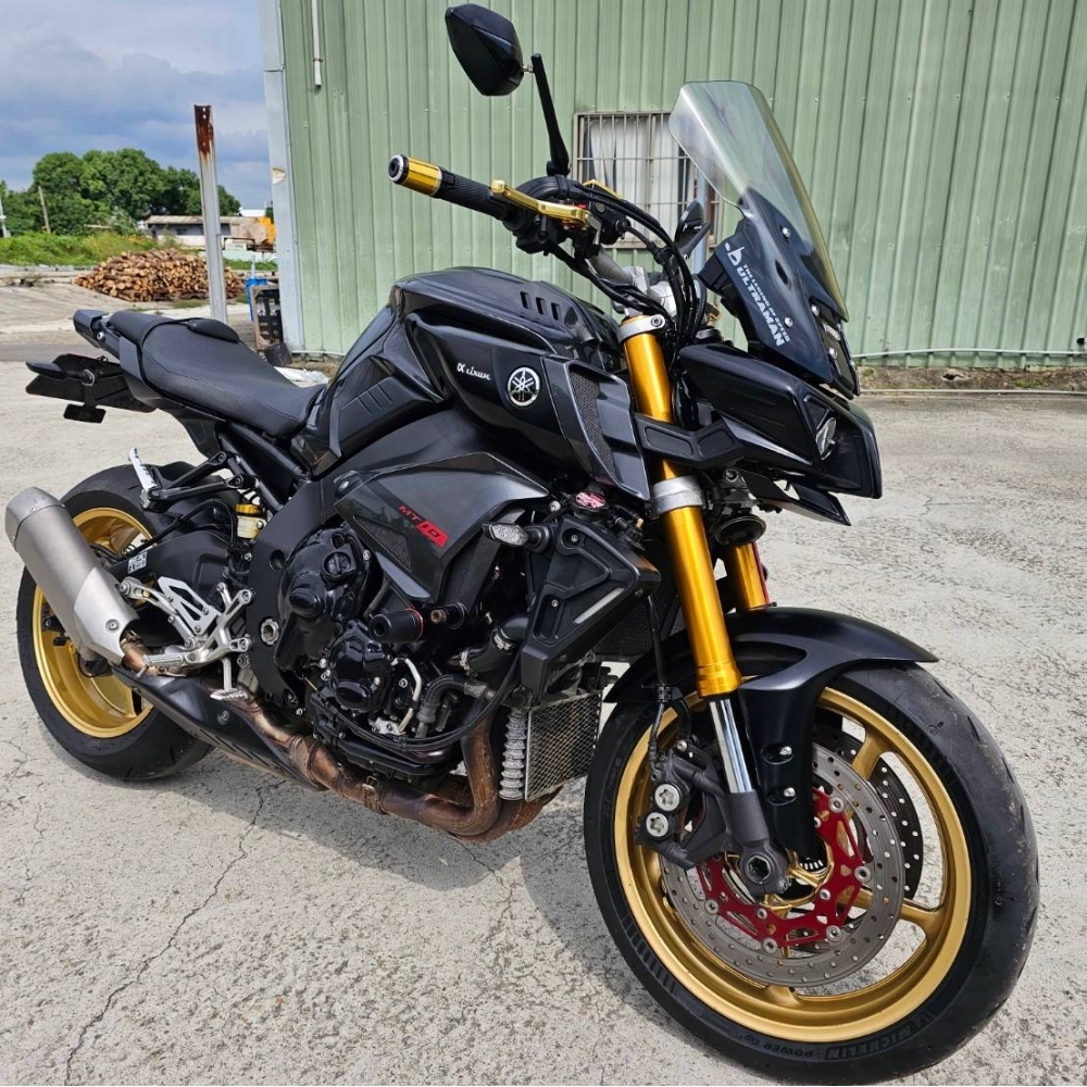 YAMAHA MT10  ABS