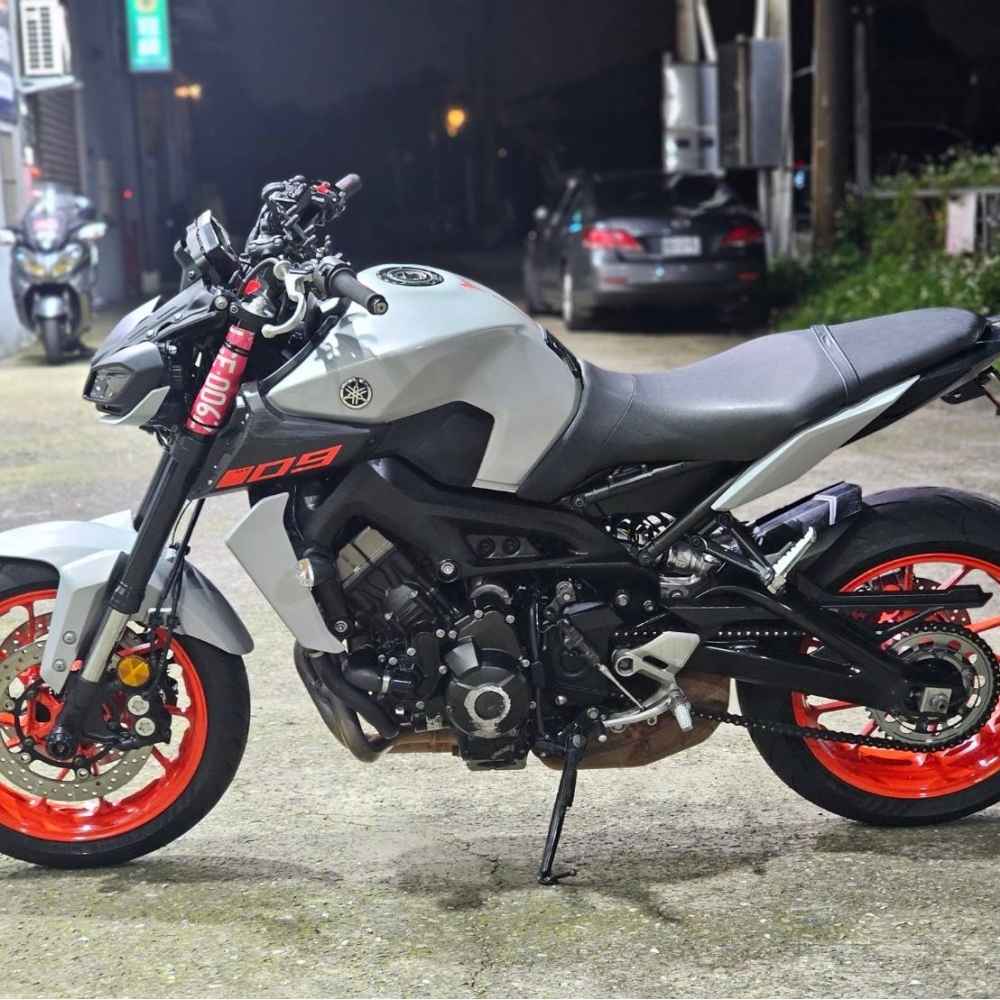 YAMAHA MT09 ABS