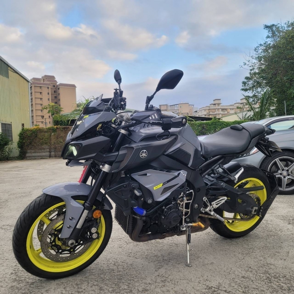 YAMAHA MT10  ABS