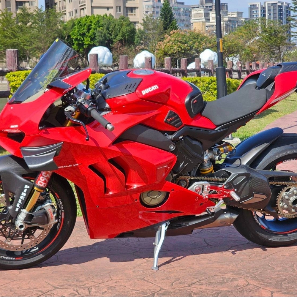 DUCATI PANIGALE V4S 碩文公司車