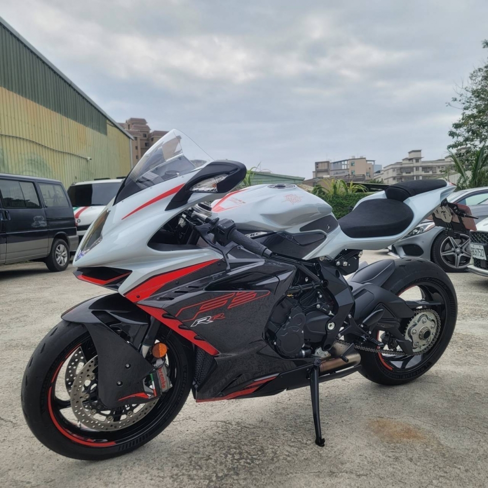 MV AGUSTA F3 800 RR 賽道套件