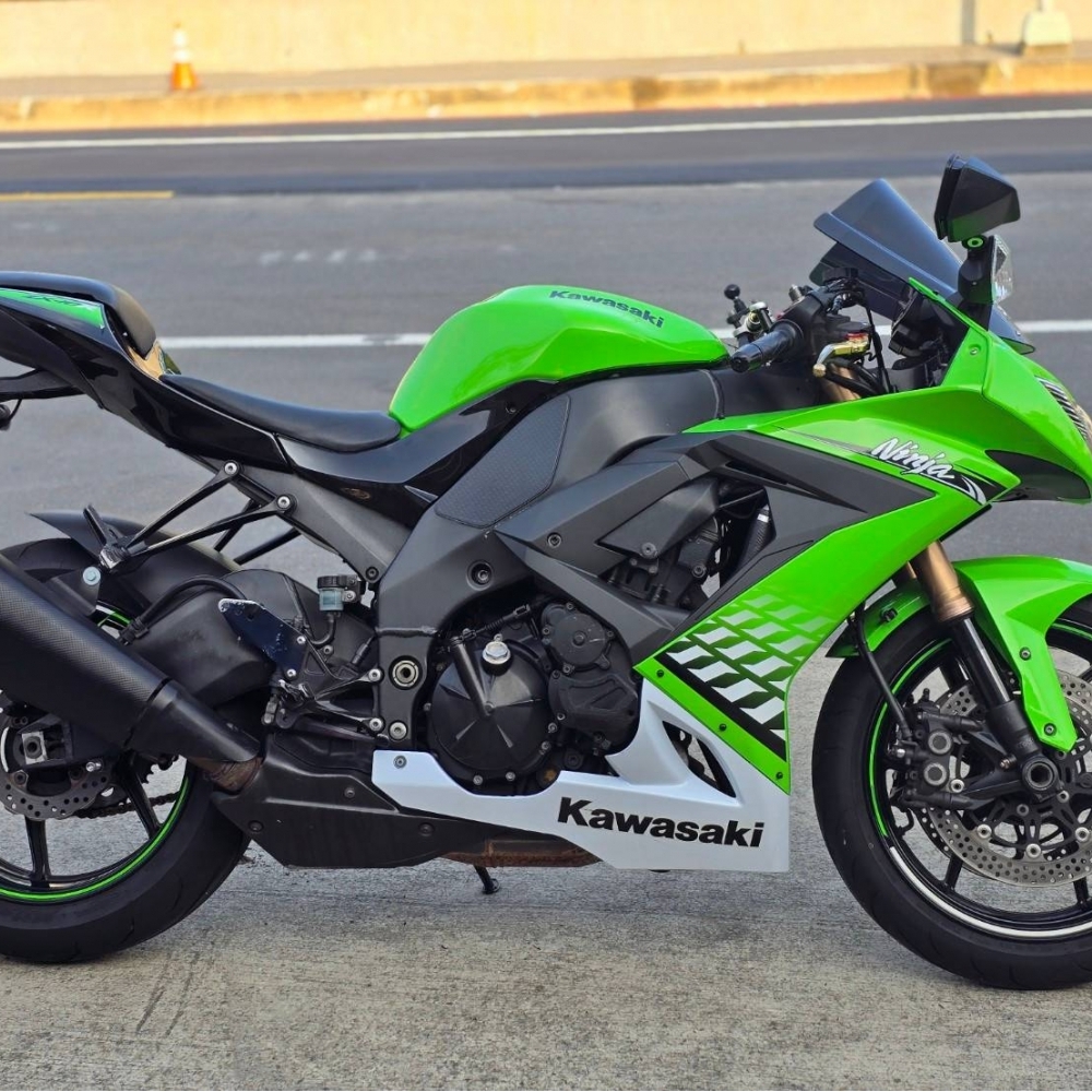 KAWASAKI ZX10R 原廠殼