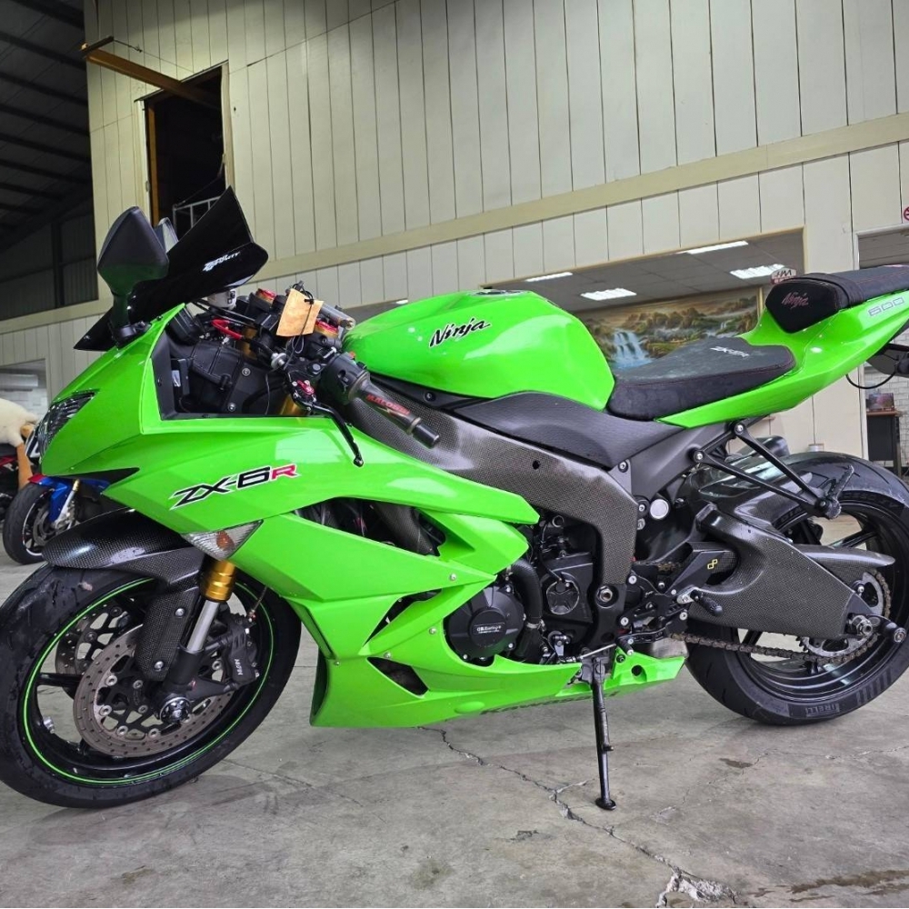 KAWASAKI ZX6R 大保養完成