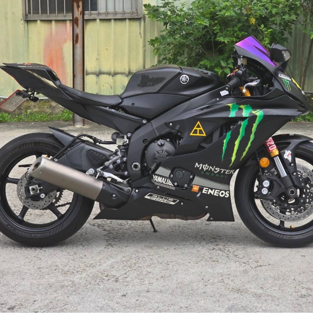 YAMAHA YZF-R6 ABS