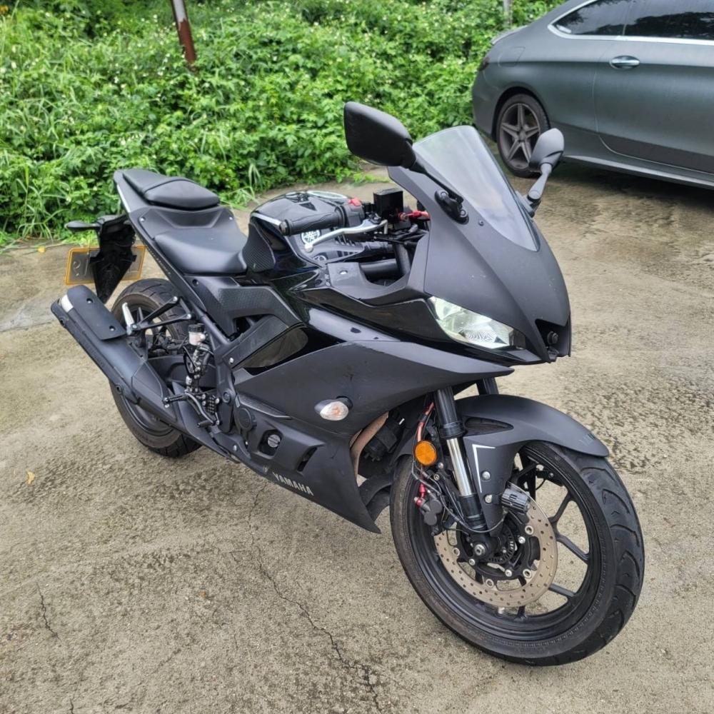 YAMAHA YZF-R3 ABS