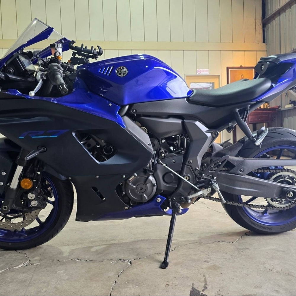 YAMAHA YZF-R7 ABS