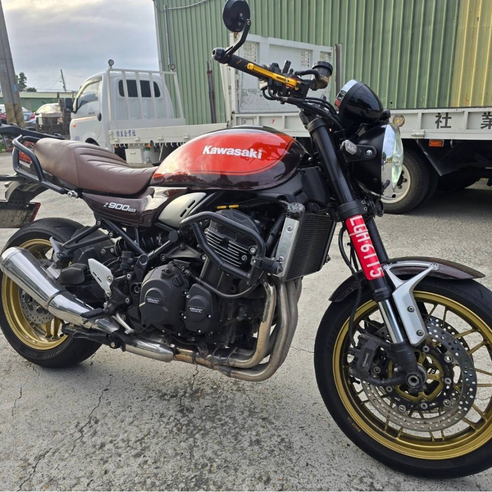 KAWASAKI Z900RS ABS