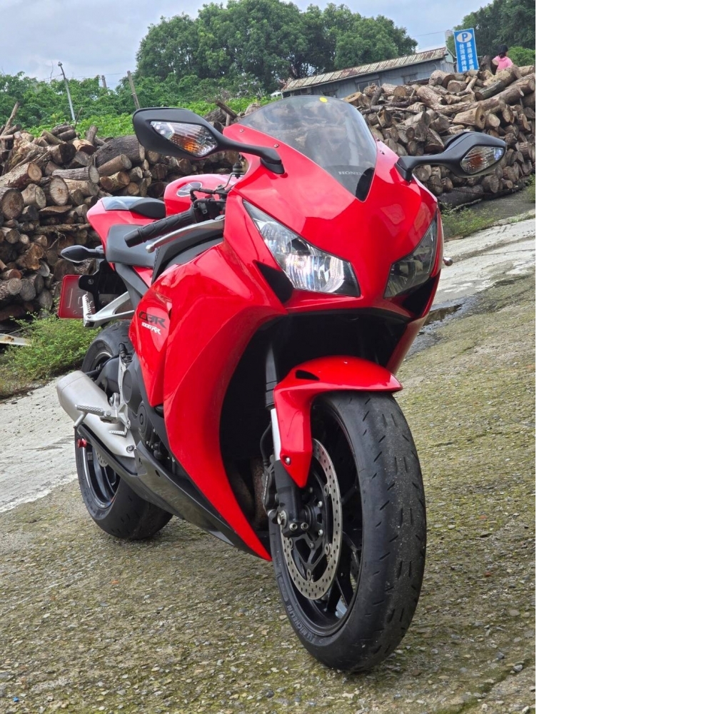 HONDA CBR1000RR 