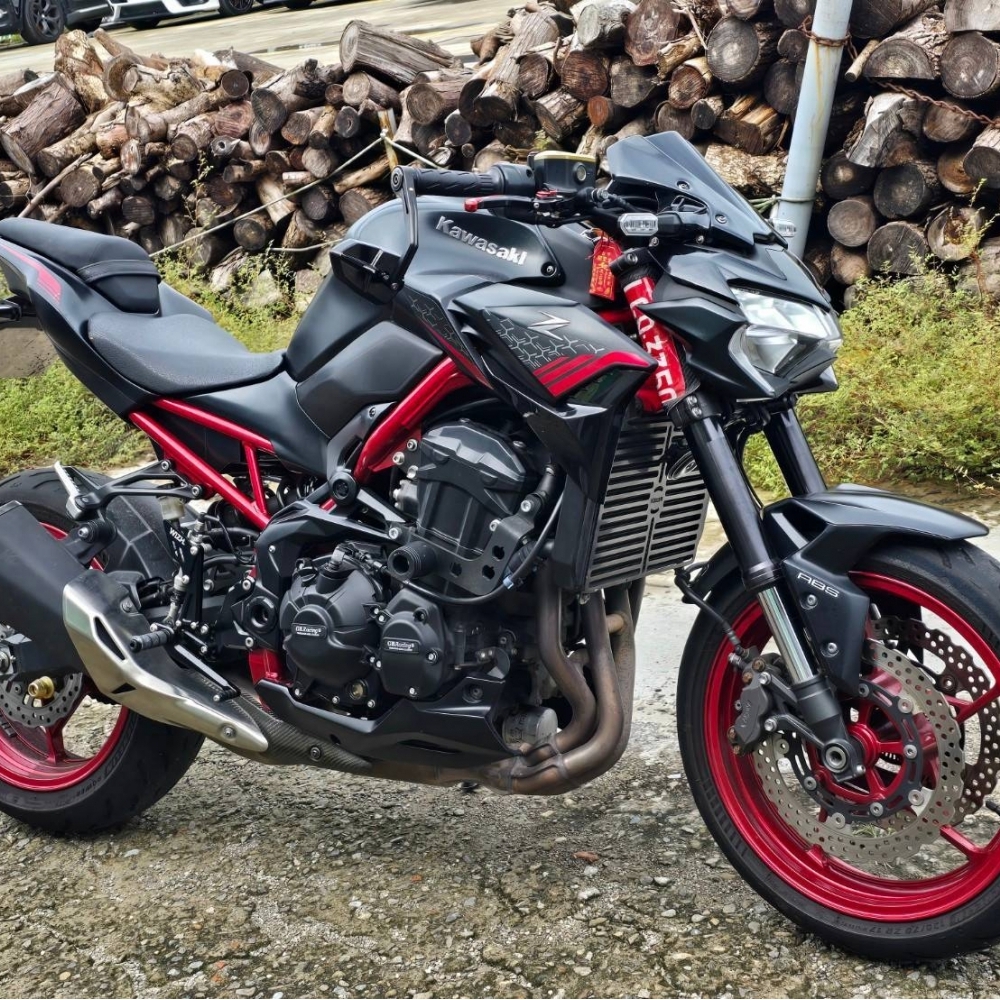 KAWASAKI Z900 ABS TFT