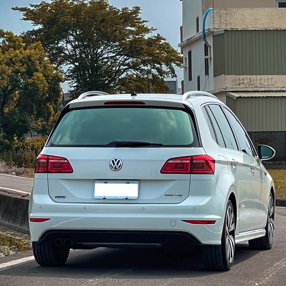 2017年Golf sportsvan R-Line