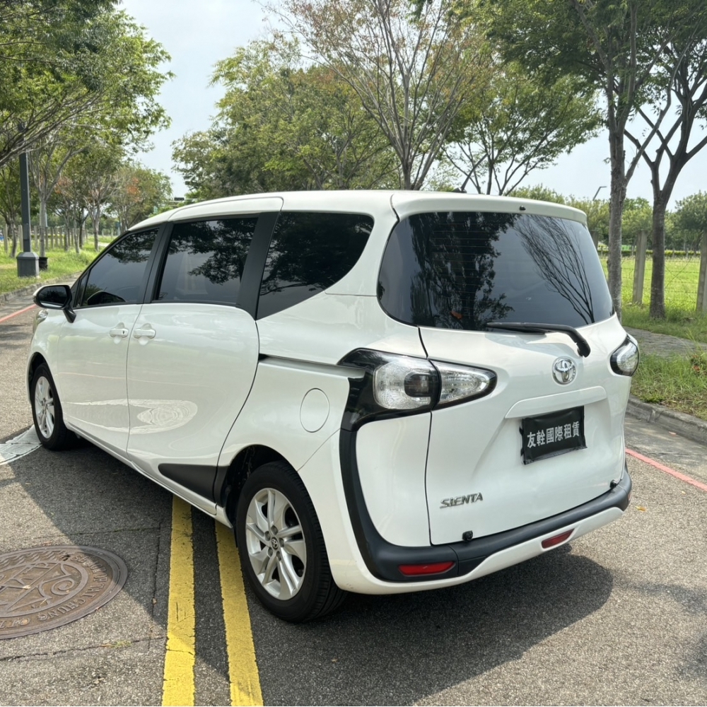 Toyota Sienta｜台中租車公司推薦