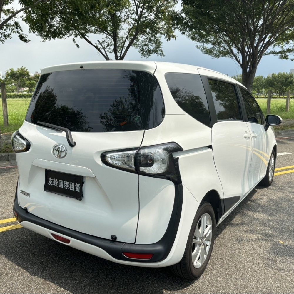 Toyota Sienta｜台中租車公司推薦