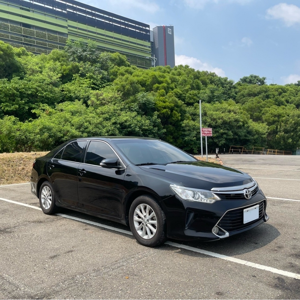 TOYOTA CAMRY｜台中租車公司