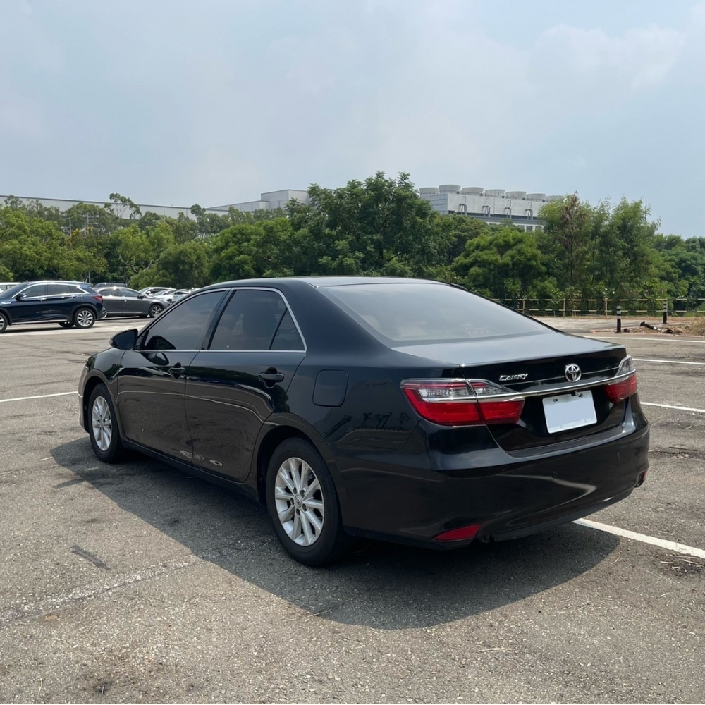 TOYOTA CAMRY｜台中租車公司