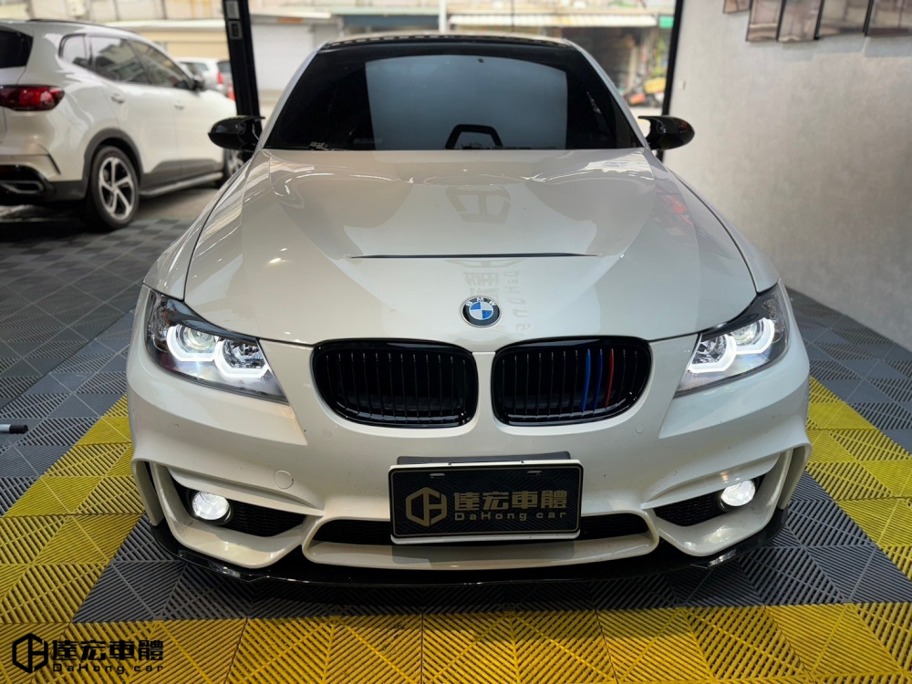 BMW E90 前期 後期 05-12 M4 樣式 前保桿 有霧燈款 含下巴定風翼 全新素材 不包含水箱罩