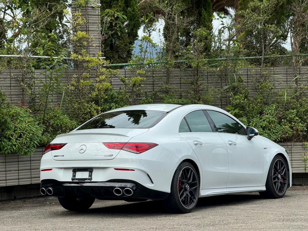 獵跑2022 AMG CLA45_S頂配23P跟車賽車椅跑排電懸按鍵滿 跑2.8萬