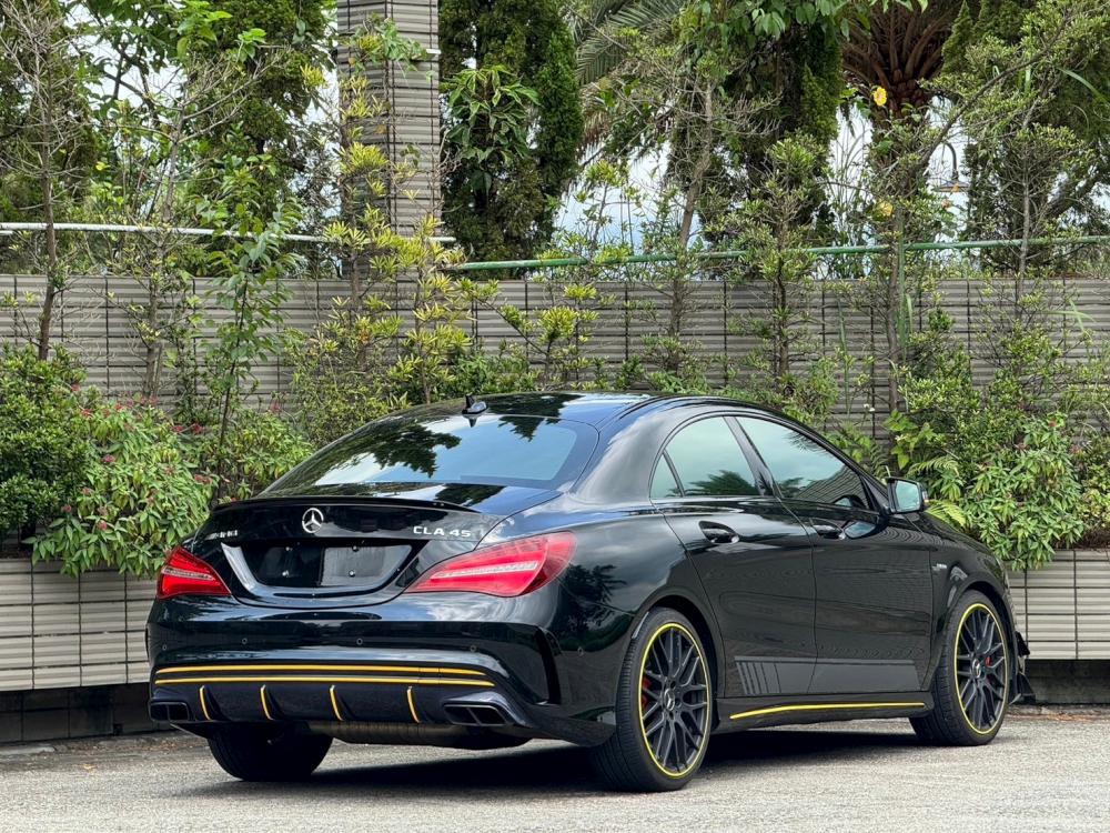 獨一無二1718年AMG CLA45 Yellow 特仕版賽車椅全景HK音響CarPlay