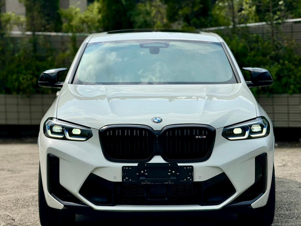 自信贏家2022 BMW X4M競技版5AU雷射頭燈黑化套件賽車冷熱椅360環景