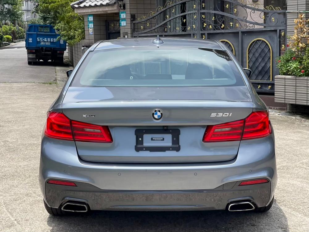 特殊漆 2019 BMW G30 530M X-Drive滿配5AT跟車 舒適型座椅HUD