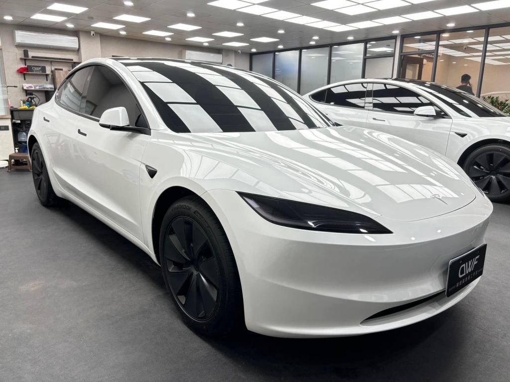 TESLA MODEL 3 汽車隔熱紙