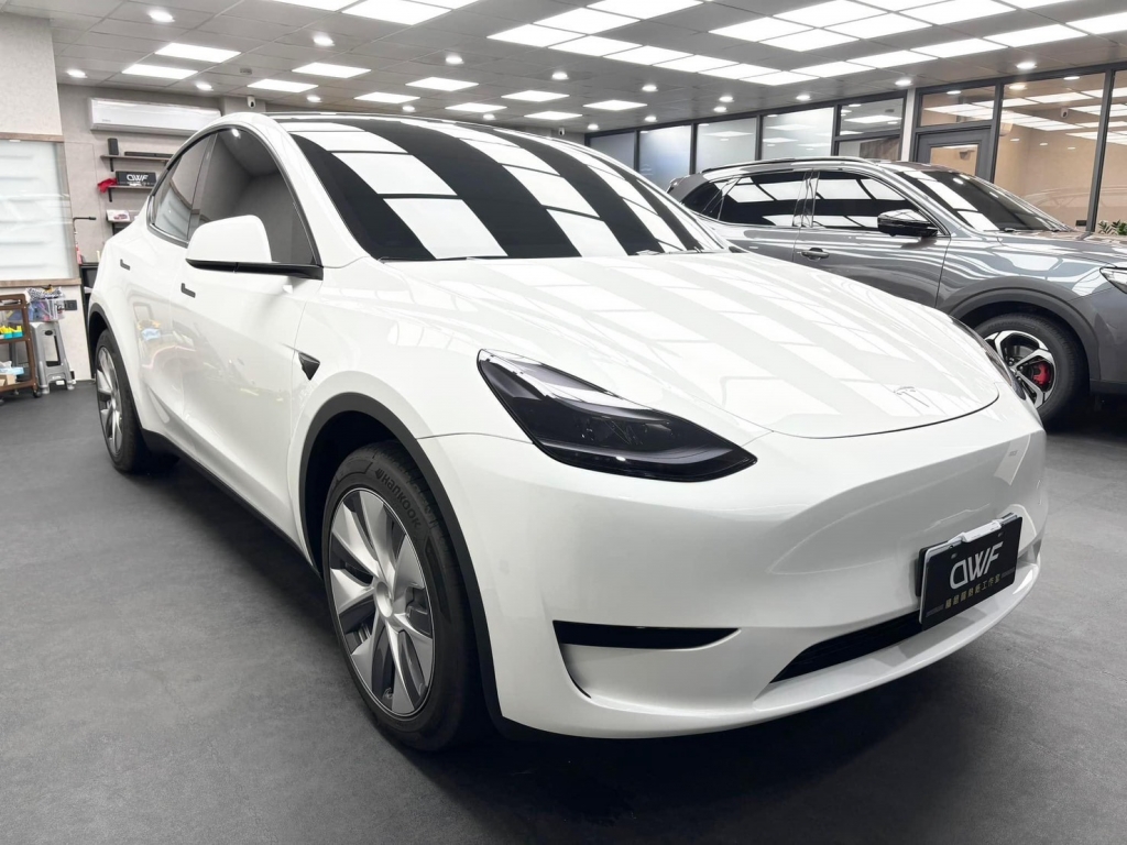 TESLA MODEL Y 汽車隔熱紙