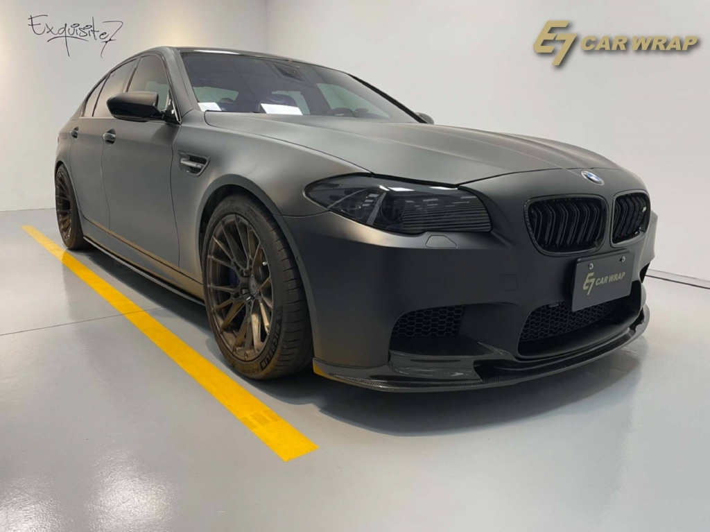 BMW M5 消光黑