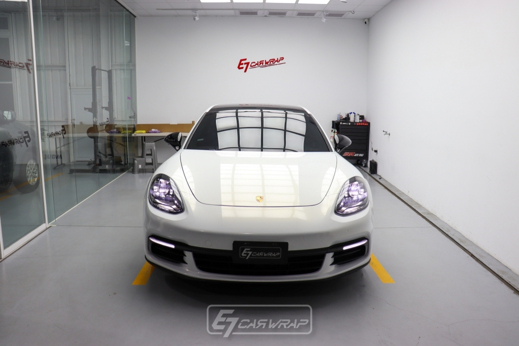 Porsche Panamera 3M 2080-GP240 Gloss Whi