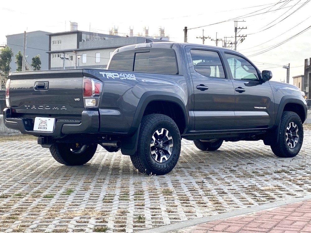 2023 Toyota Tacoma TRD Off-Road