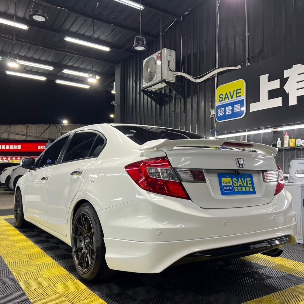 《上有SAVE認證車 Google五星評價》2013 HONDA CIVIC  K14  1.8L 頂級有天窗 精品升級 鋼圈卡鉗