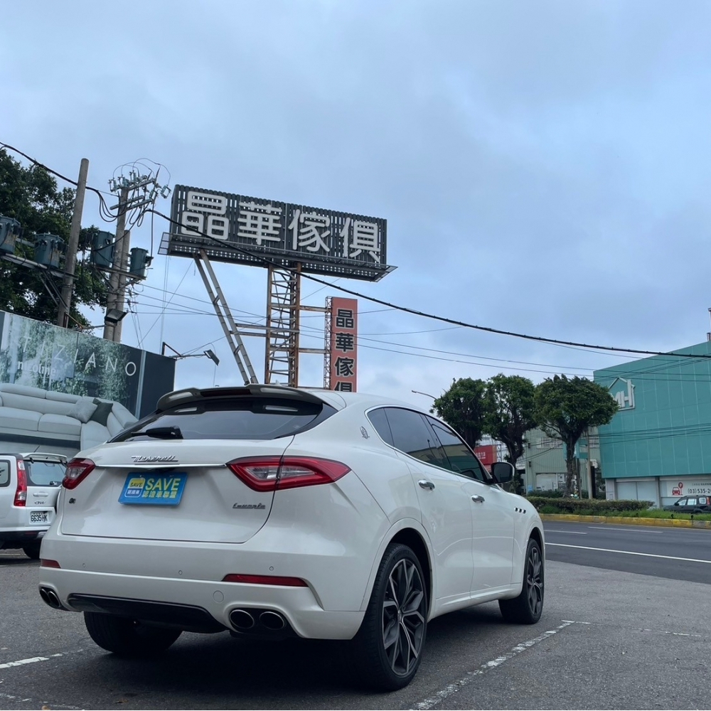 《上有SAVE認證車 Google五星評價》2017 Maserati Levante Gransport 一手認證實跑8萬