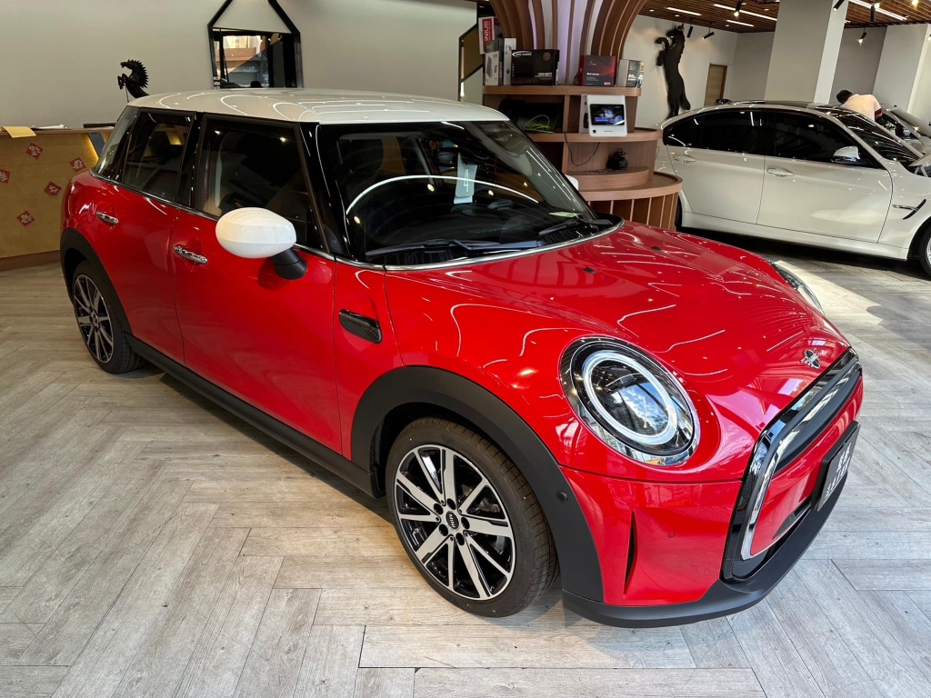 MINI