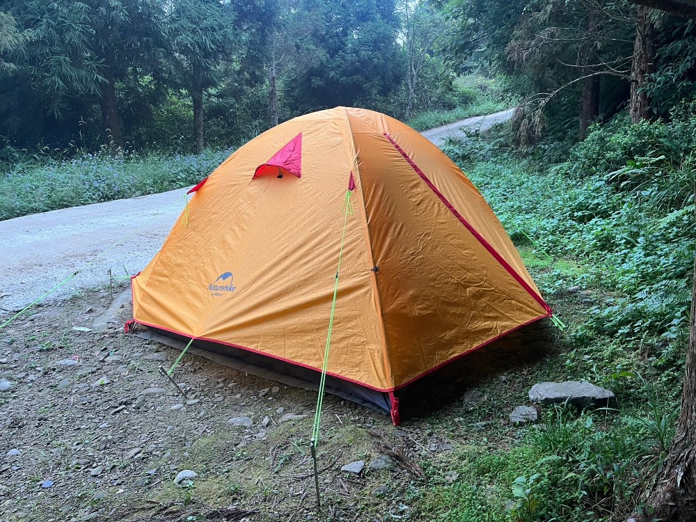 三人登山帳