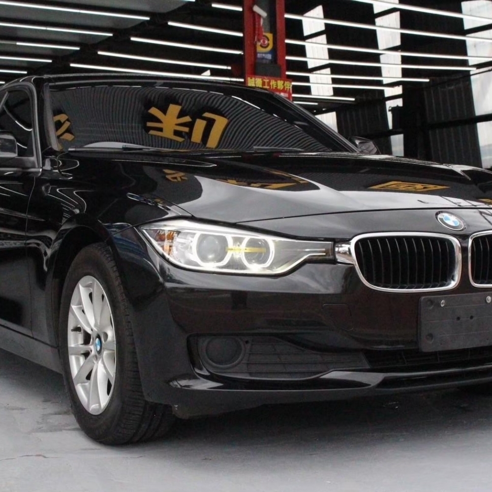 BMW 316I 黑 2015