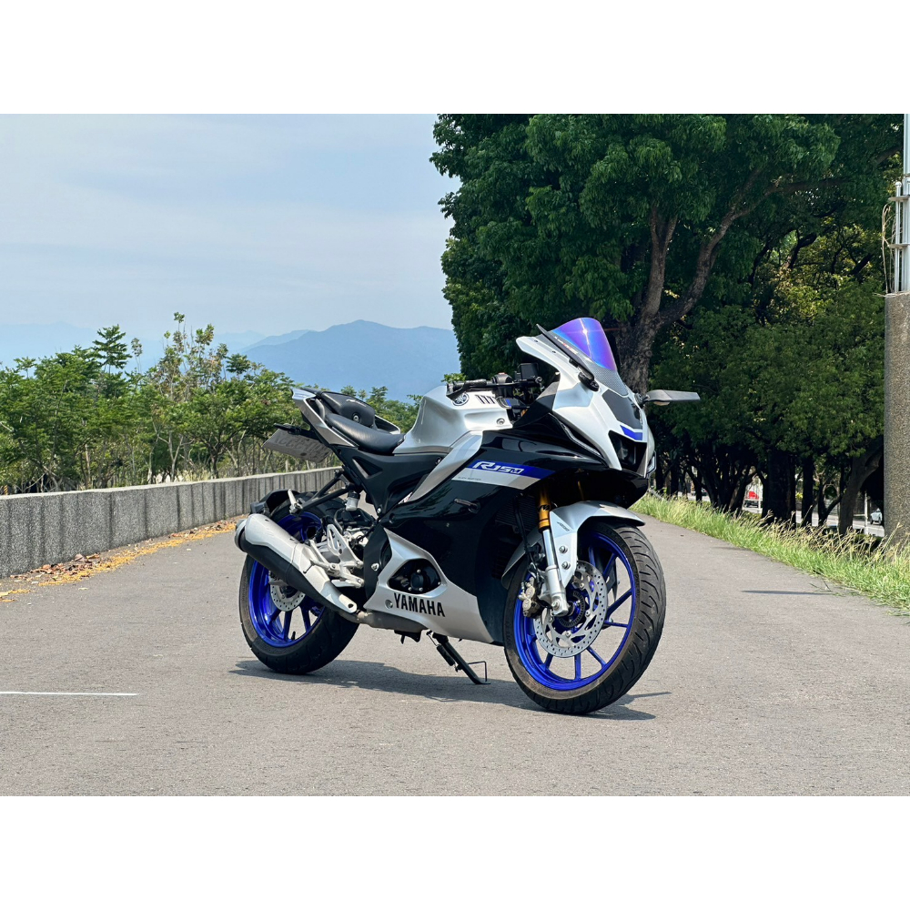 2022 Yamaha R15V4m