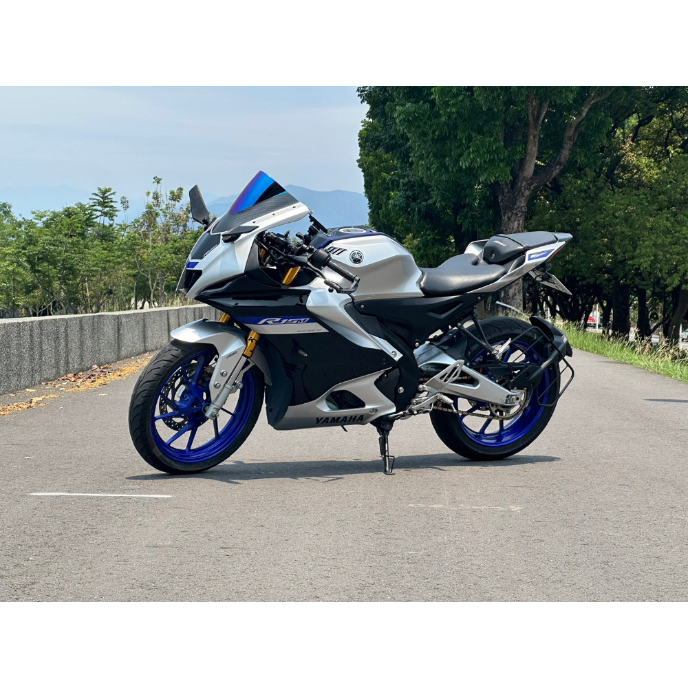 2022 Yamaha R15V4m