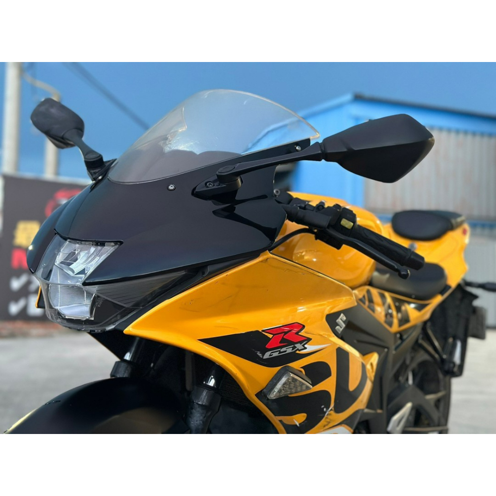 SUZUKI GSX R150